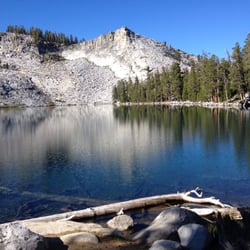 Ostrander Lake - Beautiful alpine lake