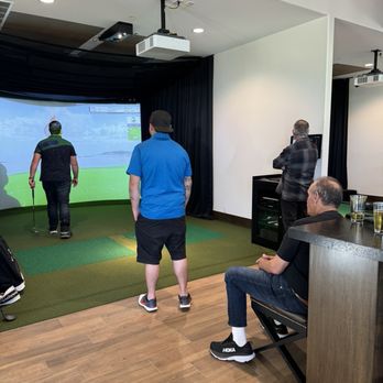Shorecliffs Golf Club - Golf simulator - Golf Near Me - San Clemente, California Shorecliffs Golf Club - Golf simulator - Golf Near Me - San Clemente, California