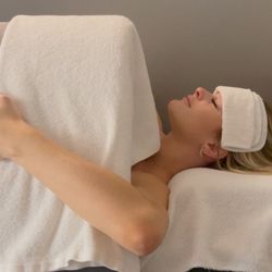 CYL Infrared Studio - Memphis - Picture yourself relaxing in our infrared sauna burning 300+ calories with a cold scented towel on your forehead!
