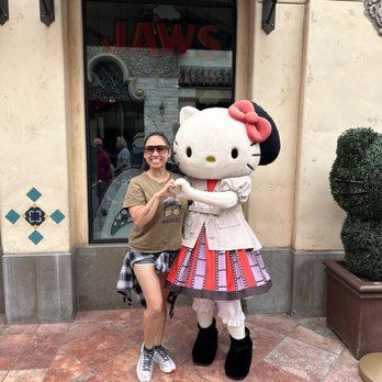 Universal Studios Hollywood - How cool hello Kitty was here - Amusement Parks Near Me - Universal City, California