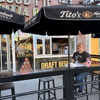Good Pie - Patio view - Pizza Near Me - Las Vegas, Nevada