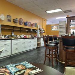 Helmann Cigars - Store