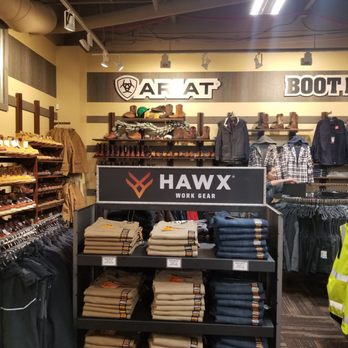 Boot Barn - Shoe Stores Near Me - Los Banos, California