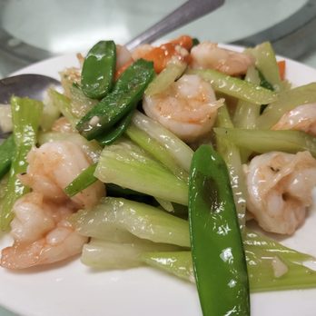 Ginger & Garlic - Shrimp & Snow Peas - Dim Sum Near Me - Honolulu, Hawaii Ginger & Garlic - Shrimp & Snow Peas - Dim Sum Near Me - Honolulu, Hawaii