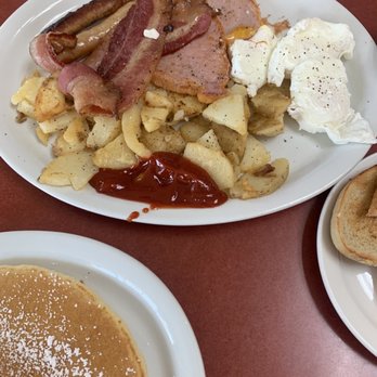 Stackers Pancake House - bacon, eggs, french toast, and pancakes - Breakfast & Brunch Near Me - Midland, Ontario