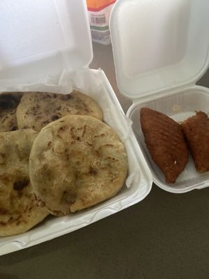 Mis Raices Salvadorean Restaurant by null