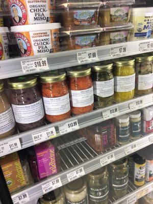 Maple City Market by null