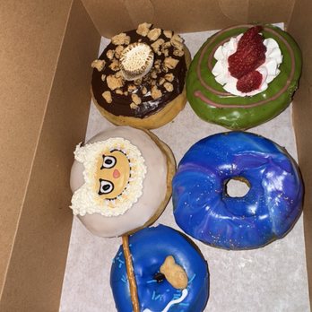 SloDoCo Donuts - Dough bubu, gone fishing, marshmallow, matcha strawberry and smores - Donuts Near Me - San Luis Obispo, California