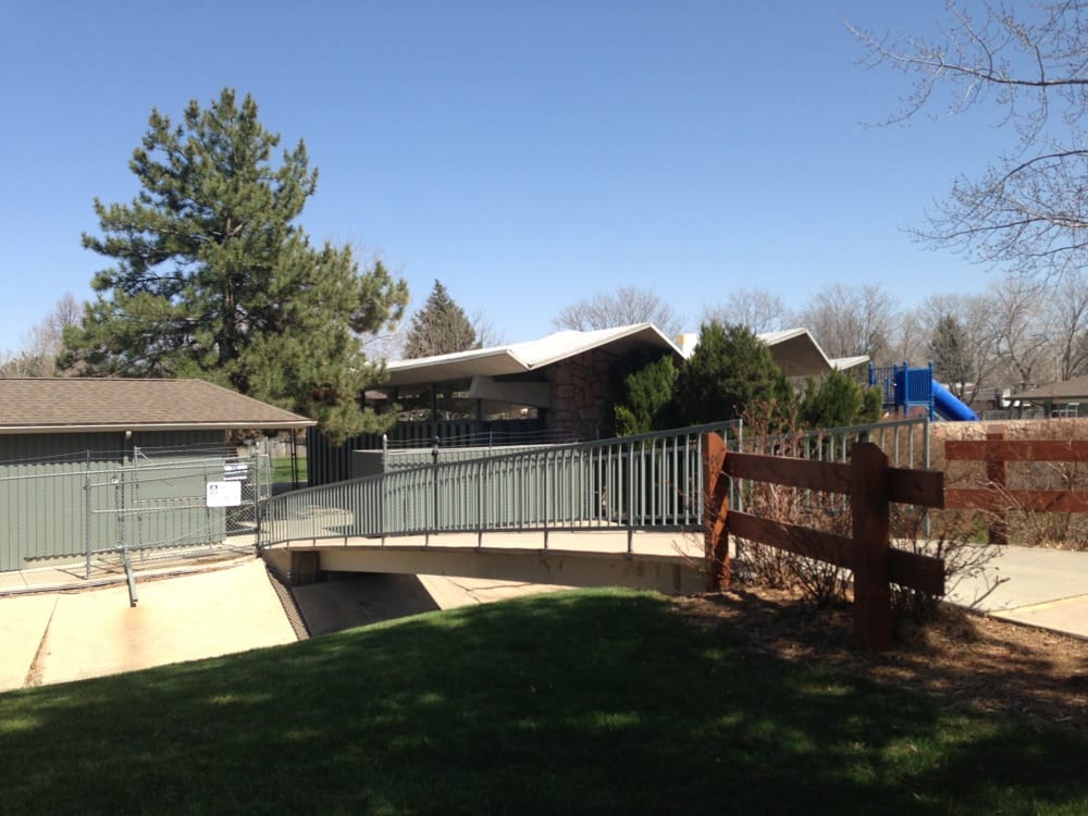 Skyline Acres Tennis Club Logo