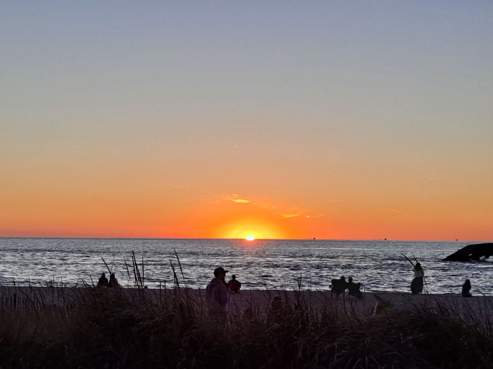 THE GRILLE Updated August 2024 11 Reviews 8 Sunset Blvd, Cape May Point, New Jersey Bars