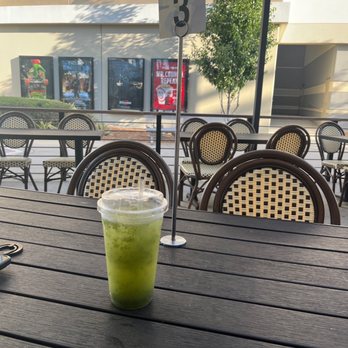 Guacamaya Oasis - Cucumber Chia Lemonade medium size - Mexican Near Me - Downey, California Guacamaya Oasis - Cucumber Chia Lemonade medium size - Mexican Near Me - Downey, California