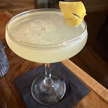 True Kitchen + Bar - French 75 - New American Near Me - Roseburg, Oregon True Kitchen + Bar - French 75 - New American Near Me - Roseburg, Oregon
