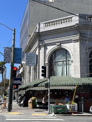 El Chico Produce by null