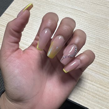 Bamboo Nails & Spa - Nail Salons Near Me - Round Rock, Texas Bamboo Nails & Spa - Nail Salons Near Me - Round Rock, Texas