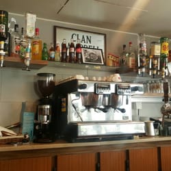 Le Gandon - Inside the bar