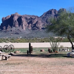 Bar Eleven Ranch - Enjoy your meals around the firepit at the base of The Superstition Mountains!