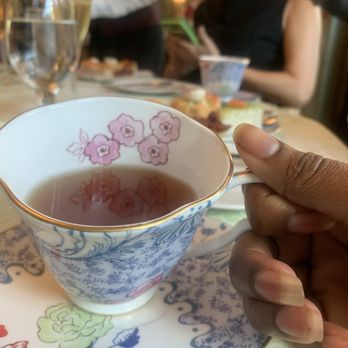Hotel Granduca - English tea - Hotels Near Me - Houston, Texas Hotel Granduca - English tea - Hotels Near Me - Houston, Texas