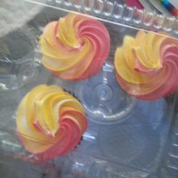 Publix Super Market - Awesome cup cakes! - Grocery Near Me - Tampa, Florida Publix Super Market - Awesome cup cakes! - Grocery Near Me - Tampa, Florida
