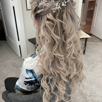 Tribeca ColorSalon - Wedding day - Hair Extensions Near Me - Tampa, Florida Tribeca ColorSalon - Wedding day - Hair Extensions Near Me - Tampa, Florida