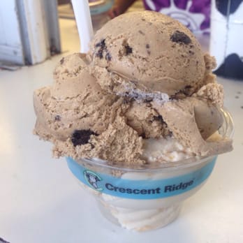 Crescent Ridge Dairy - Mississippi Mud & Butter Crunch - Ice Cream & Frozen Yogurt Near Me - Sharon, Massachusetts