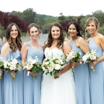 The Powder Room - Photo by Jennifer Bagwell Photography - Hair Salons Near Me - Santa Rosa, California