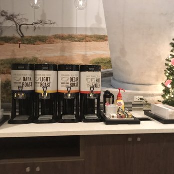Hampton Inn Riverside Downtown - Coffee and tea. - Hotels Near Me - Riverside, California