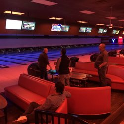 Bowlero Euless - I had a team building event here for my safety team. We had a blast !!!