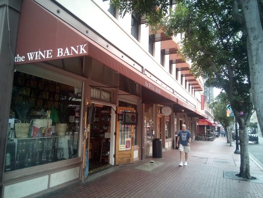 Wine Bank by null