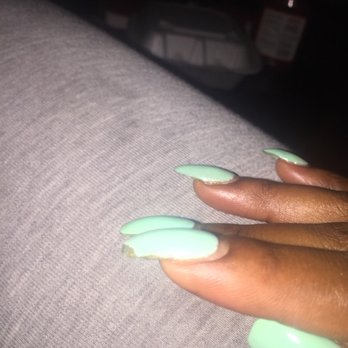 Nails 4 You - Gel polish after 2 weeks chipping and lifting :-/ - Nail Salons Near Me - Laurel, Maryland