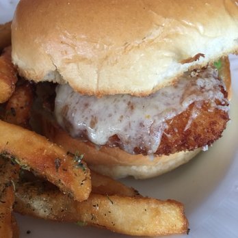 Maple Ave Restaurant - Chicken sandwich - Modern European Near Me - Vienna, Virginia Maple Ave Restaurant - Chicken sandwich - Modern European Near Me - Vienna, Virginia