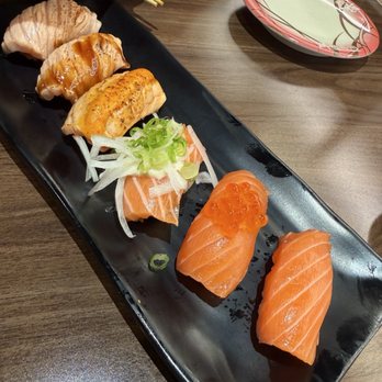 Waka Sakura - Conveyor Belt Sushi Near Me - Irvine, California