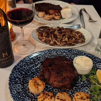 22 Bowen's - Ribeye - NY Strip - Shrooms and Honig Cabernet - New American Near Me - Newport, Rhode Island 22 Bowen's - Ribeye - NY Strip - Shrooms and Honig Cabernet - New American Near Me - Newport, Rhode Island