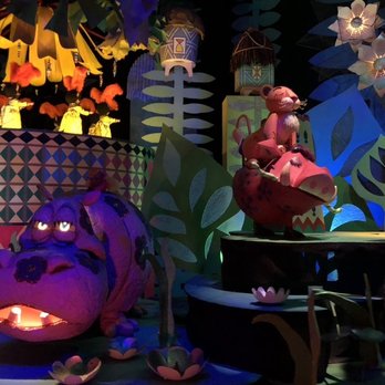 Its A Small World - Best land in the attraction - Amusement Parks Near Me - Anaheim, California Its A Small World - Best land in the attraction - Amusement Parks Near Me - Anaheim, California