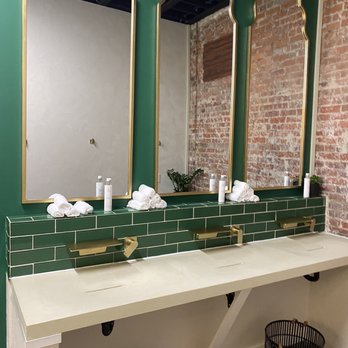 Chic MD The Skin Bar - Skin cleansing station - Skin Care Near Me - Greenville, South Carolina