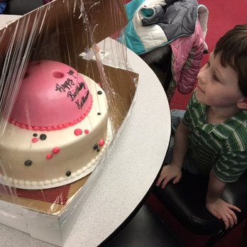 Colonial Bowling Lanes - When can we cut the cake? - Bowling Near Me - Iowa City, Iowa Colonial Bowling Lanes - When can we cut the cake? - Bowling Near Me - Iowa City, Iowa