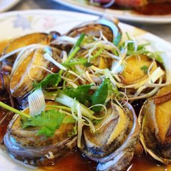 Running Panda Hong Kong - Try out the amazing local food!