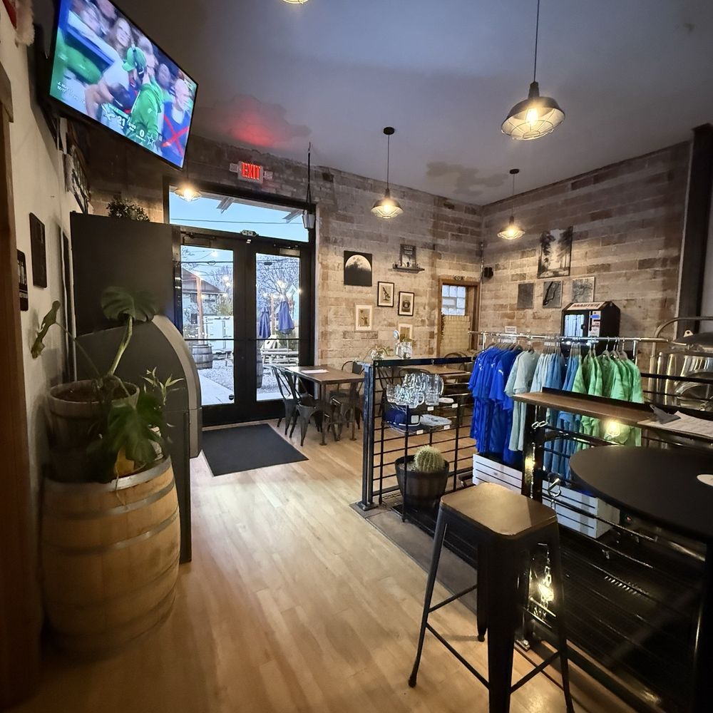 Perspective Brewing - Inside - Brewpubs Near Me - West Allis, Wisconsin