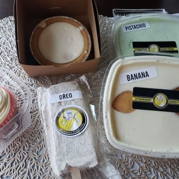 Extraordinary Banana Pudding - mini strawberry cheesecake pudding pie, pistachio pudding, banana pudding, Oreo pudding pop, strawberry cheesecake pudding filled cupcake - Desserts Near Me - La Mesa, California