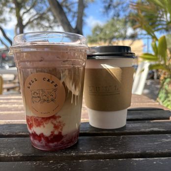 Lull Cafe - valentine drink and strawberry mocha - Breakfast & Brunch Near Me - Tampa, Florida