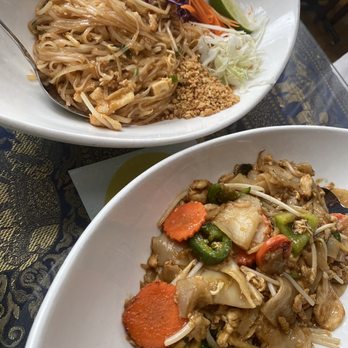 Thipi Thai - Pad Thai & Pad Khea Mao - Thai Near Me - Glen Ellyn, Illinois Thipi Thai - Pad Thai & Pad Khea Mao - Thai Near Me - Glen Ellyn, Illinois