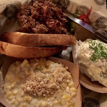 Del's Hideout - Pulled Pork - Barbeque Near Me - San Diego, California Del's Hideout - Pulled Pork - Barbeque Near Me - San Diego, California