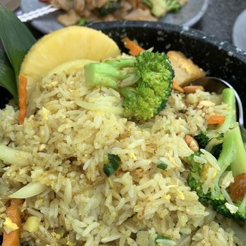 Pineapple Thai - Pineapple fried rice - Thai Near Me - Cupertino, California Pineapple Thai - Pineapple fried rice - Thai Near Me - Cupertino, California