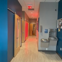 Restore Hyper Wellness - Issaquah - Red light room