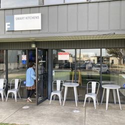 Smart Kitchens - Entrance