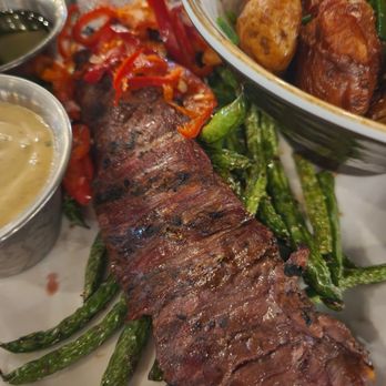 Skipper's Dockside - Churrasco Steak n frites - Seafood Near Me - Key Largo, Florida