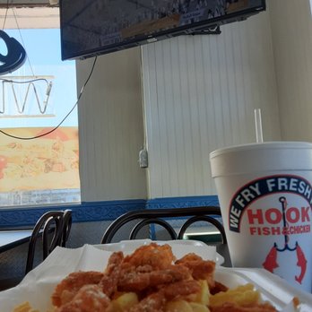 Hook Fish & Chicken - Asked if Can have tv changed to news, they said no had tv blasting on muslum prayer and in the kitchen they had soccer blasting to where spe - Fish & Chips Near Me - Jacksonville, Florida Hook Fish & Chicken - Asked if Can have tv changed to news, they said no had tv blasting on muslum prayer and in the kitchen they had soccer blasting to where spe - Fish & Chips Near Me - Jacksonville, Florida