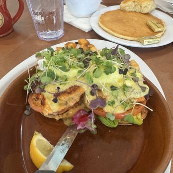 Crackings - Destin - Breakfast & Brunch Near Me - Destin, Florida Crackings - Destin - Breakfast & Brunch Near Me - Destin, Florida