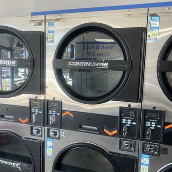 Laundry Time Tarzana - Huge dryers they have for a quarter at any temp - Laundromat Near Me - Los Angeles, California Laundry Time Tarzana - Huge dryers they have for a quarter at any temp - Laundromat Near Me - Los Angeles, California