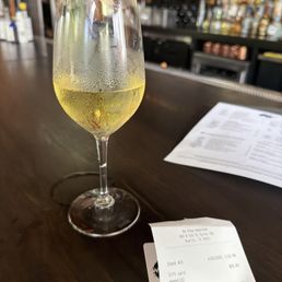 Glass of Daou Chardonnay Glass of Daou Chardonnay