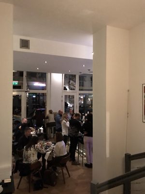 B10 Restaurant, Wine & Gin Bar by null